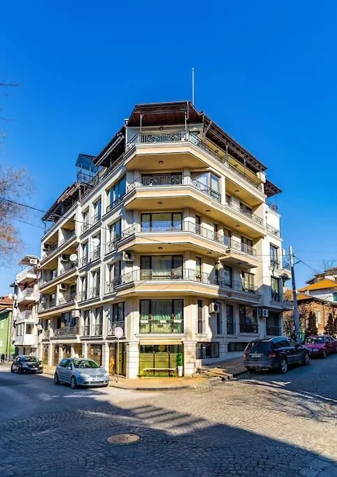 Spacious Central Apt By Stefanie / Close To Mu Пловдив Апартаменты